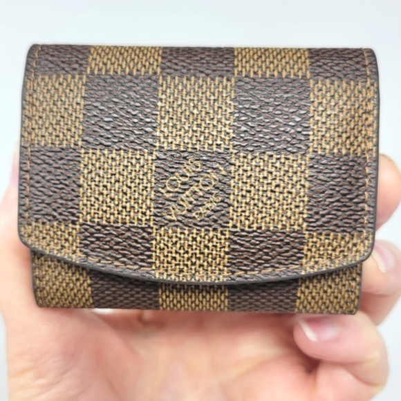 Louis Vuitton Damier Cufflink Case NWOT with COA, Dustbag & Box - Picture 3 of 15